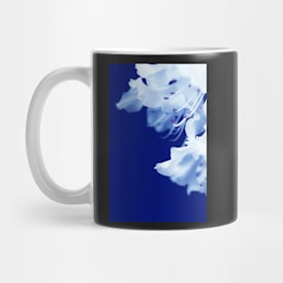 White flower charm Mug